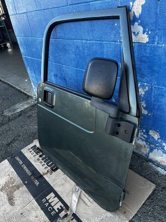 1997-2006 Jeep Wrangler TJ Factory Passenger Door (Green) - $600 (Montclair)