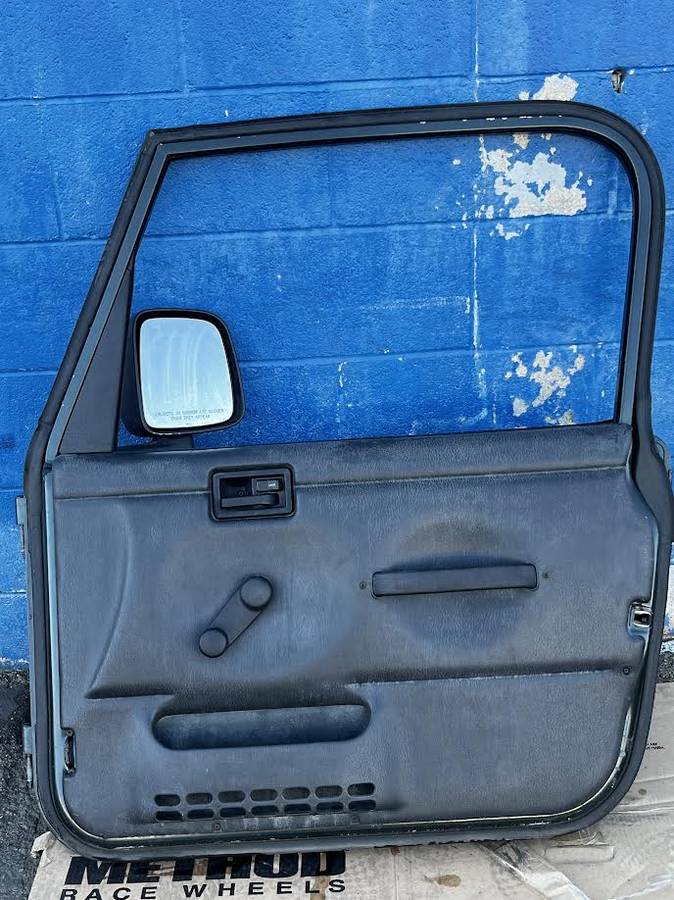 1997-2006 Jeep Wrangler TJ Factory Passenger Door (Green) - $600 (Montclair)