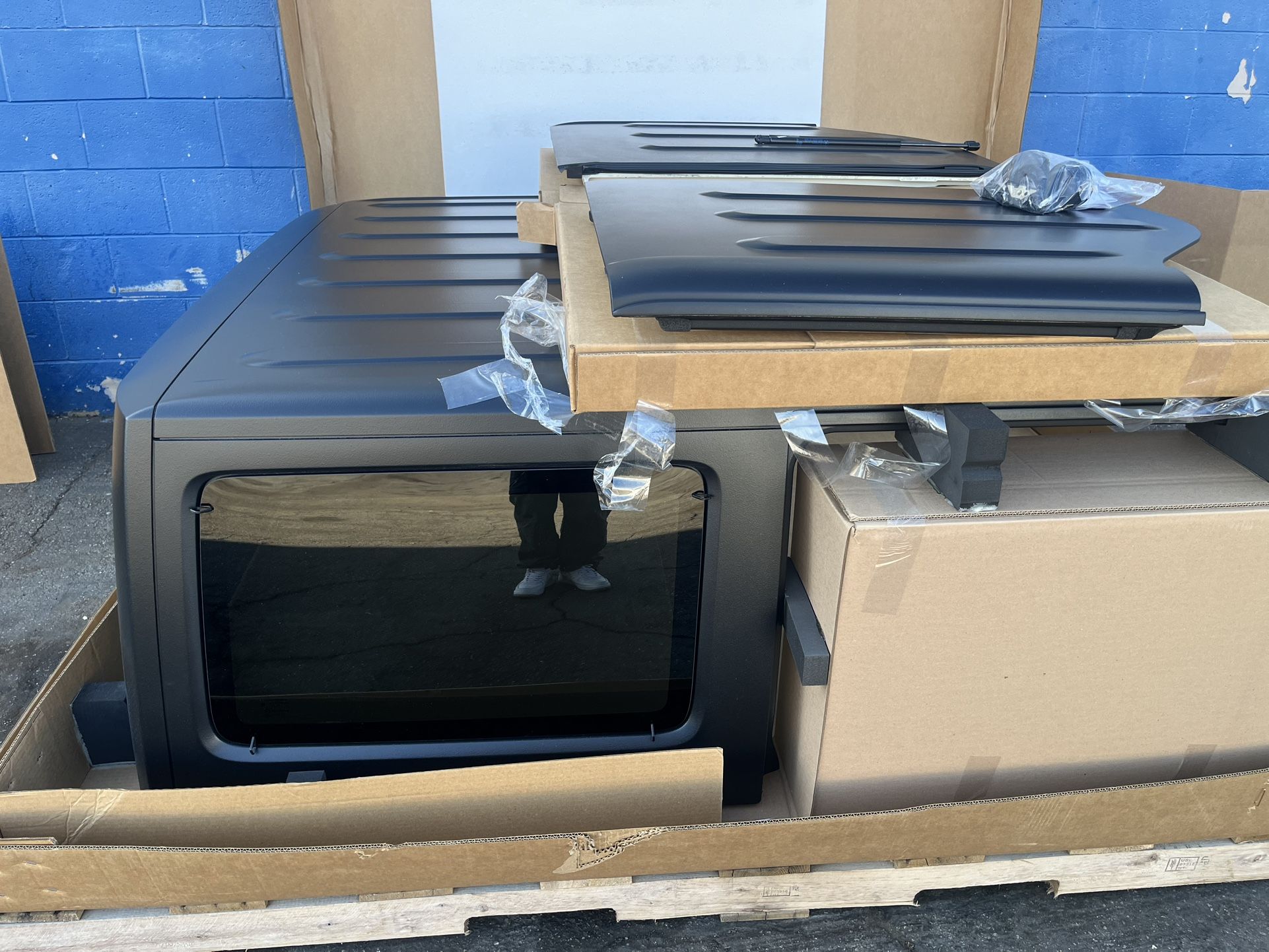 2007-18 Jeep Wrangler JKU Factory OEM Hardtop (NEW)