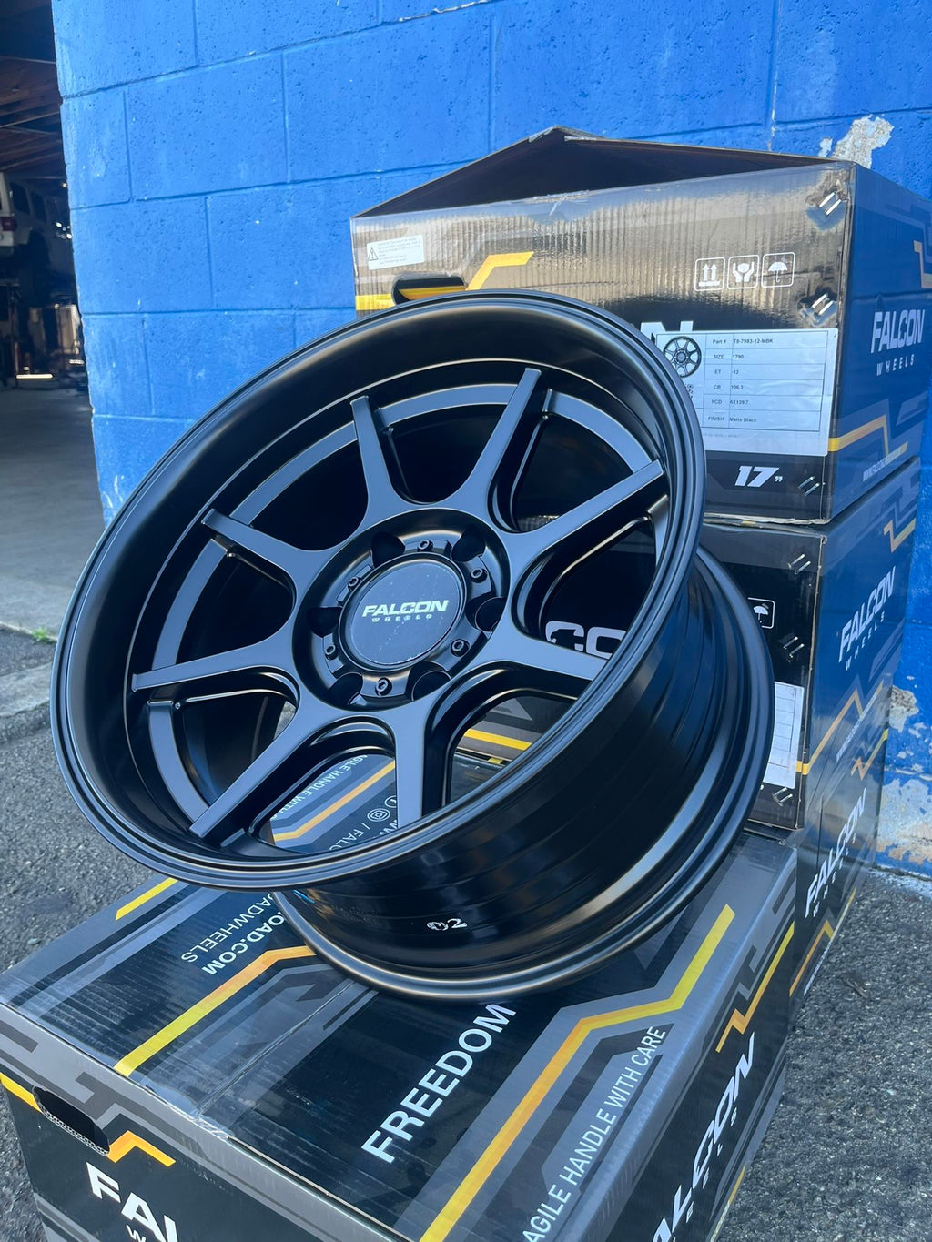 Falcon T8 Seeker Wheels 17x9, 6x139 (4 New)