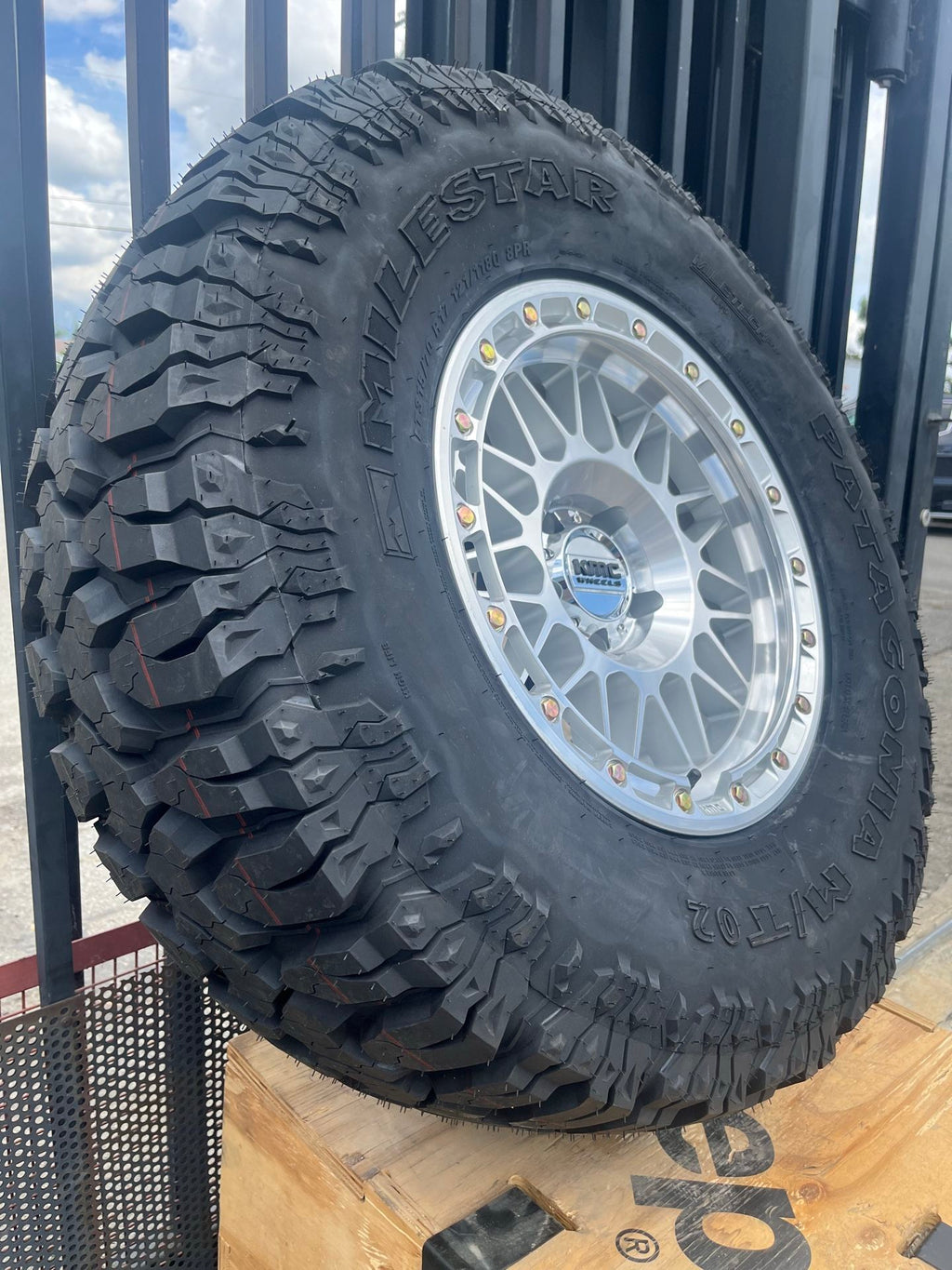 Mopar 2" Lift Kit w. Fox Shocks, 5 315-70-17 Milestar MT, 5 KMC Attack Wheels NEW